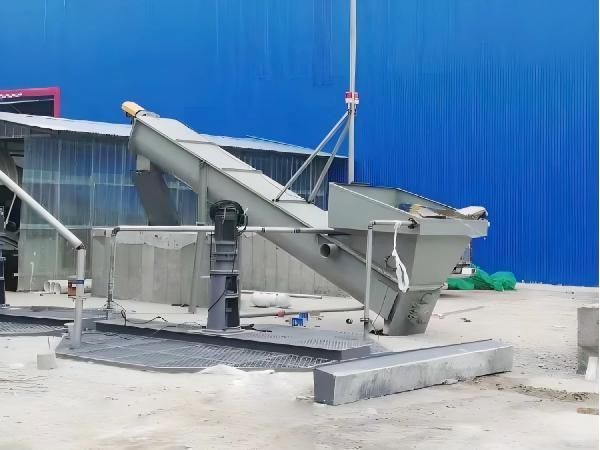 螺旋砂石分離機(jī)是怎么工作的